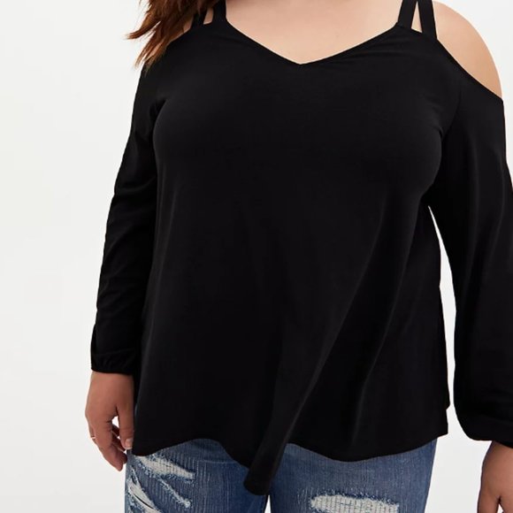 TORRID CREPE COLD SHOULDER TOP - Picture 2 of 4